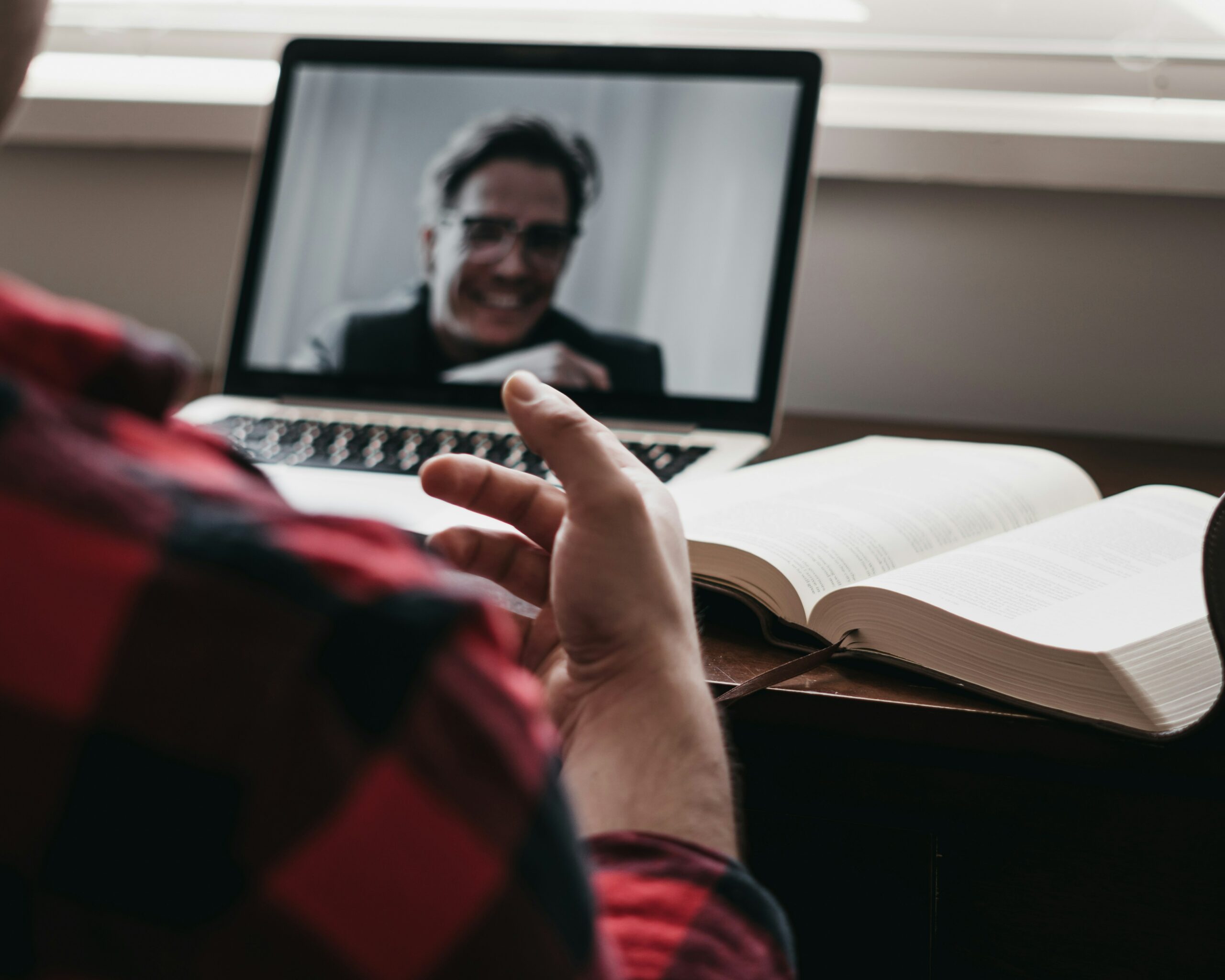 https://laval-mayenne.epudf.org/wp-content/uploads/sites/96/2025/09/dylan-ferreira-HJmxky8Fvmo-unsplash-scaled.jpg